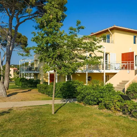 With Terrace & Pool Apartman Six-Fours-les-Plages