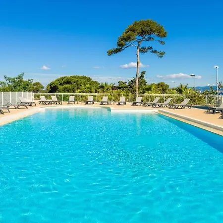 With Terrace & Pool Six-Fours-les-Plages